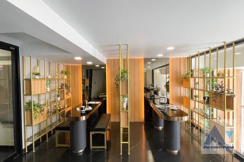 5  2 br Townhouse For Sale in Petchkasem ,Bangkok  at Townhouse AA36588