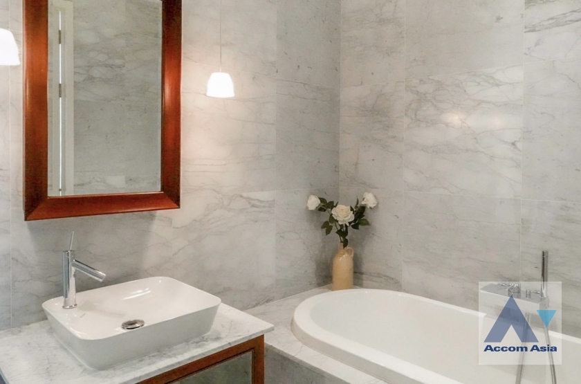 8  1 br Condominium For Sale in Sukhumvit ,Bangkok BTS Thong Lo at KHUN by Yoo AA36599