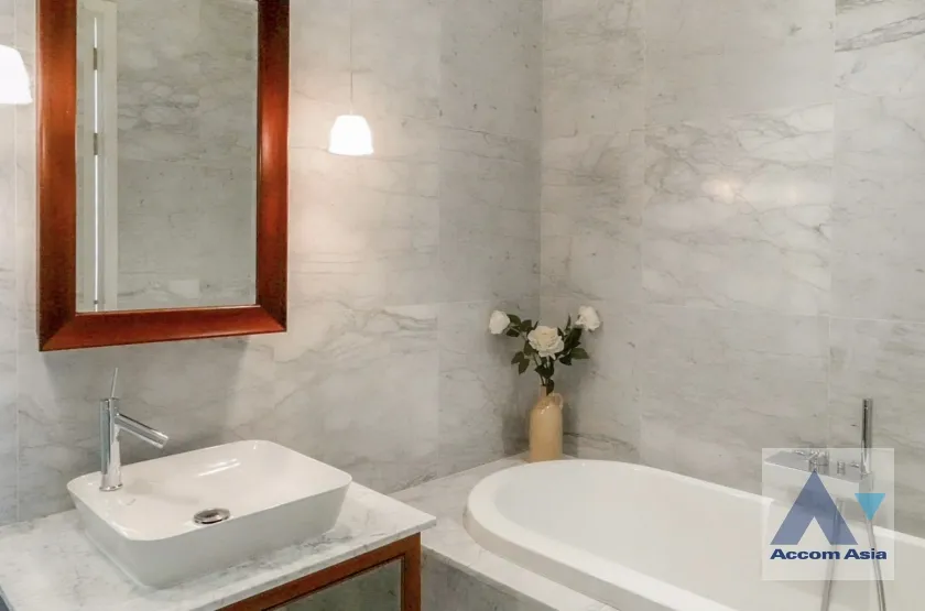 8  1 br Condominium For Sale in Sukhumvit ,Bangkok BTS Thong Lo at KHUN by Yoo AA36599