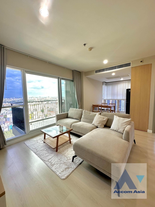  1  2 br Condominium For Rent in Ratchadaphisek ,Bangkok MRT Huai Khwang at Life Ratchadapisek AA36606