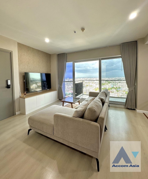  1  2 br Condominium For Rent in Ratchadaphisek ,Bangkok MRT Huai Khwang at Life Ratchadapisek AA36606