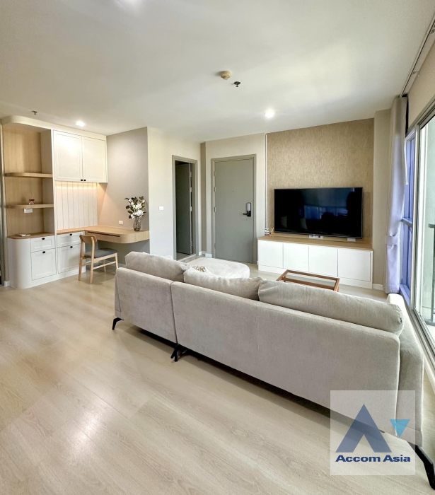4  2 br Condominium For Rent in Ratchadaphisek ,Bangkok MRT Huai Khwang at Life Ratchadapisek AA36606