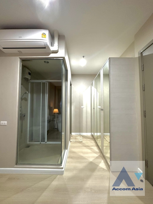 9  2 br Condominium For Rent in Ratchadaphisek ,Bangkok MRT Huai Khwang at Life Ratchadapisek AA36606