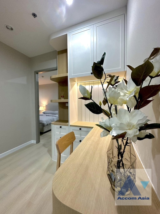 13  2 br Condominium For Rent in Ratchadaphisek ,Bangkok MRT Huai Khwang at Life Ratchadapisek AA36606