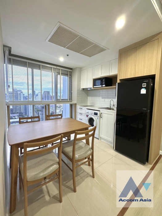 15  2 br Condominium For Rent in Ratchadaphisek ,Bangkok MRT Huai Khwang at Life Ratchadapisek AA36606