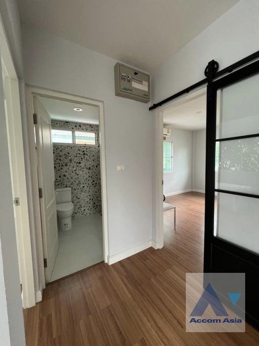 6  3 br House For Sale in Dusit ,Bangkok  at Mantana-Pinklao-Rama 5 AA36611