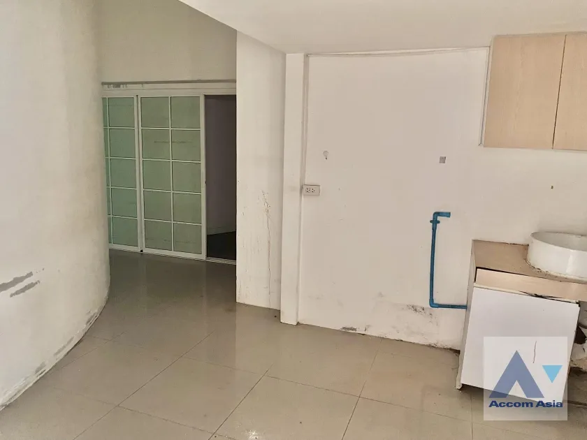 unitHome Office, Office |  Shophouse For Rent in Ratchadaphisek, Bangkok  (AA36613)