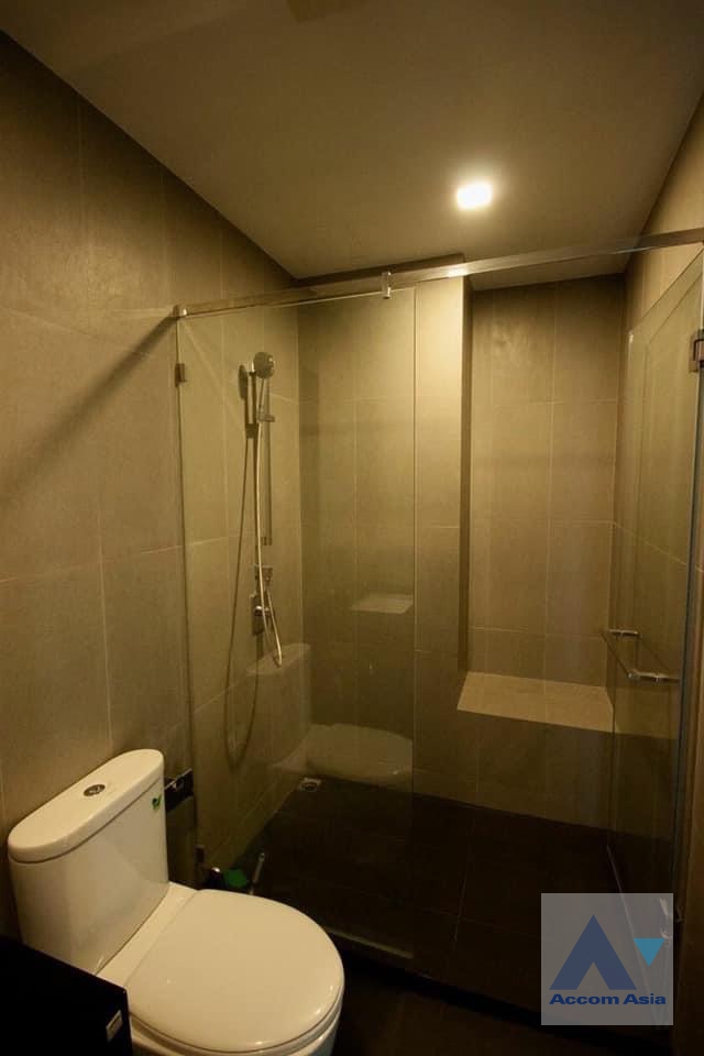 5  1 br Condominium For Sale in Ratchadaphisek ,Bangkok MRT Lat Phrao at Whizdom Avenue Ratchada Ladprao AA36620