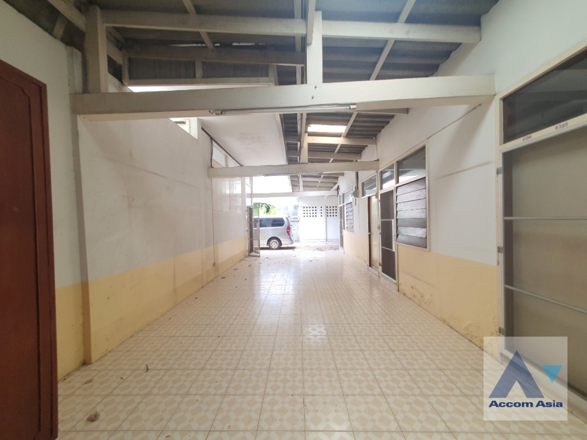 35  2 br House for rent and sale in Pattanakarn ,Bangkok ARL Ramkhamhaeng AA36622