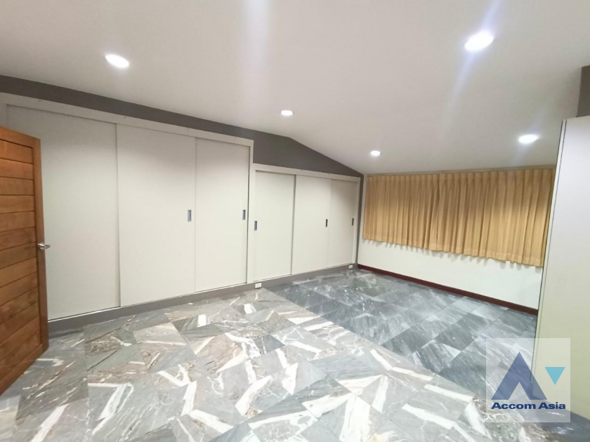 19  4 br Townhouse for rent and sale in Rama 3 ,Bangkok  AA36635