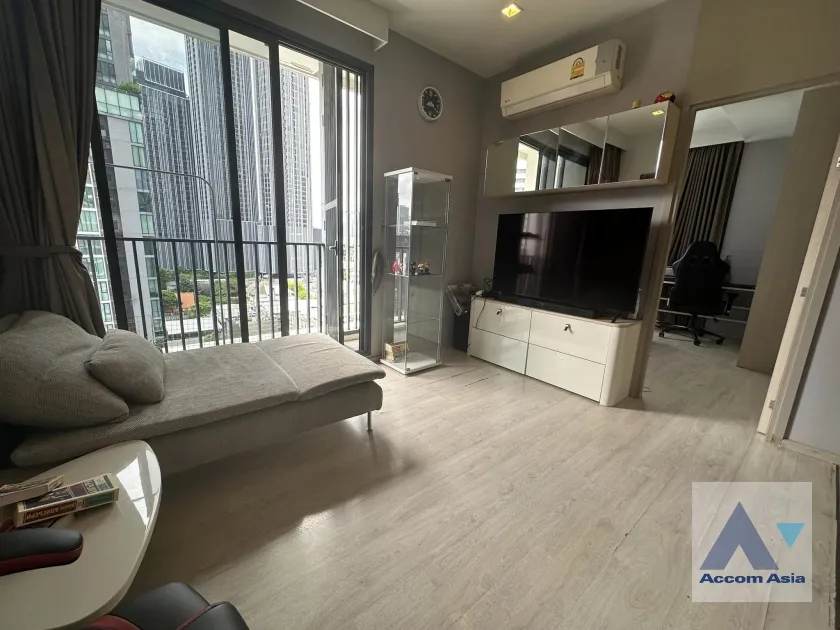 unitM Thonglor 10