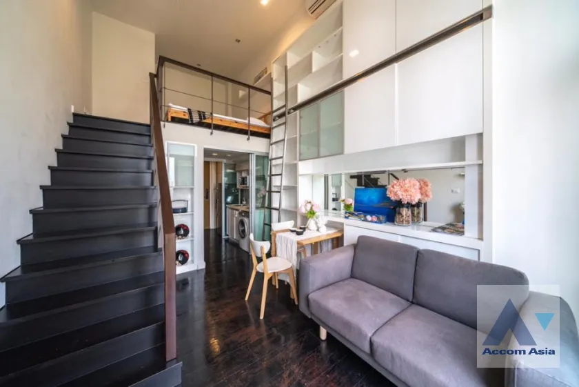 unitDuplex Condo, Pet friendly | Ideo Morph Condominium