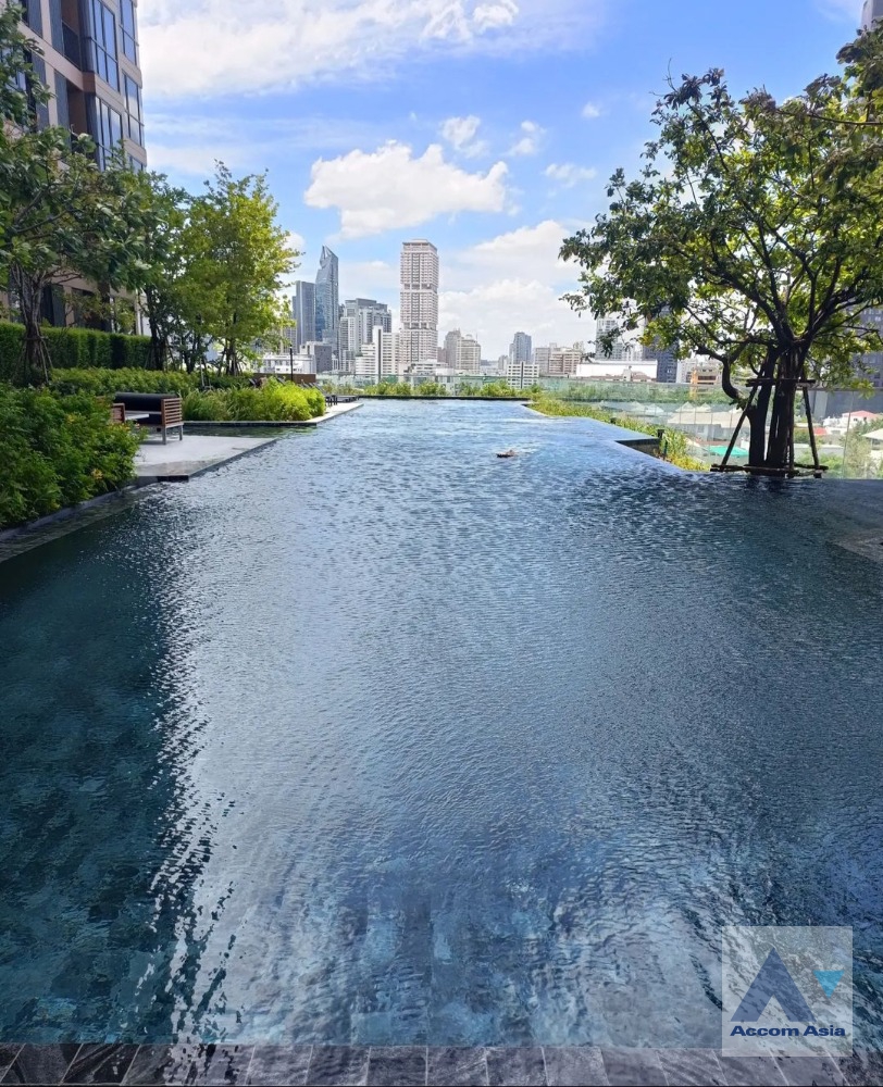 7  1 br Condominium For Sale in Sukhumvit ,Bangkok BTS Thong Lo at OKA HAUS Sukhumvit 36 AA36655