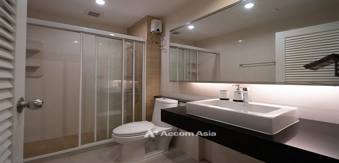 8  2 br Apartment For Rent in Sukhumvit ,Bangkok MRT Sukhumvit - BTS Asok at Spacious Room 15089