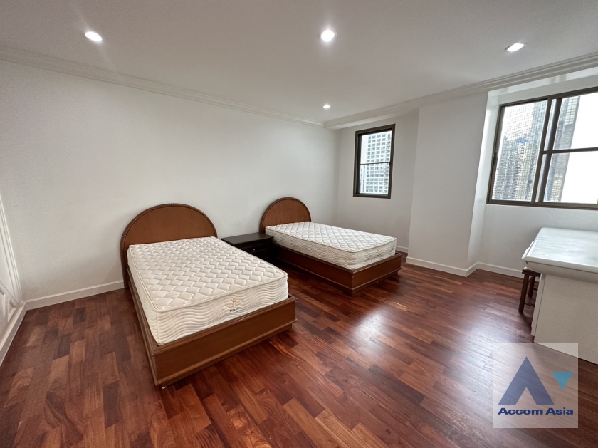 6  3 br Apartment For Rent in Sukhumvit ,Bangkok BTS Asok - MRT Sukhumvit at Family-Friendly 360 SQ.M. Residence Near Terminal 21 AA36684