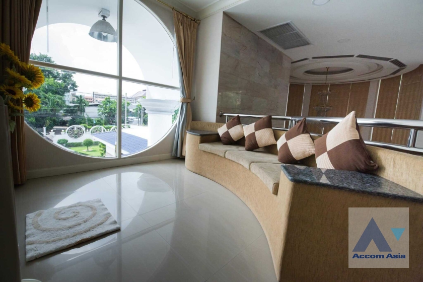 10  5 br House For Sale in Lat Phrao ,Bangkok BTS Asok AA36694