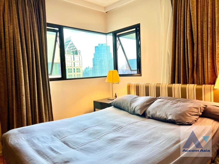 5  1 br Condominium for rent and sale in Sathorn ,Bangkok BTS Sala Daeng - MRT Lumphini at Sathorn Gardens AA36702