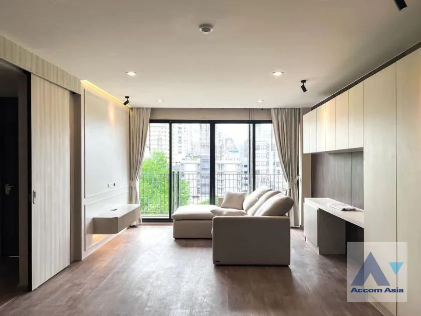  2  1 br Condominium For Sale in Ploenchit ,Bangkok BTS Ploenchit at Noble Above Wireless Ruamrudee AA36724