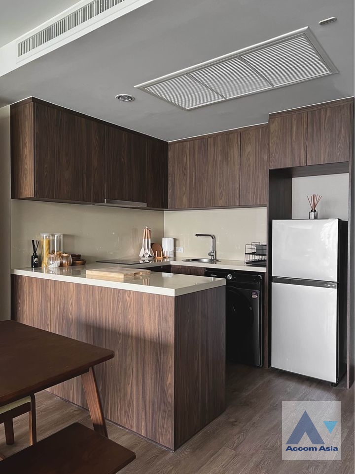 4  1 br Condominium For Sale in Ploenchit ,Bangkok BTS Ploenchit at Noble Above Wireless Ruamrudee AA36724