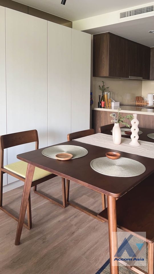  1  1 br Condominium For Sale in Ploenchit ,Bangkok BTS Ploenchit at Noble Above Wireless Ruamrudee AA36724