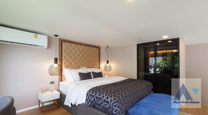 5  2 br Condominium For Sale in Ratchadaphisek ,Bangkok MRT Thailand Cultural Center at Siamese Rama 9 AA36737