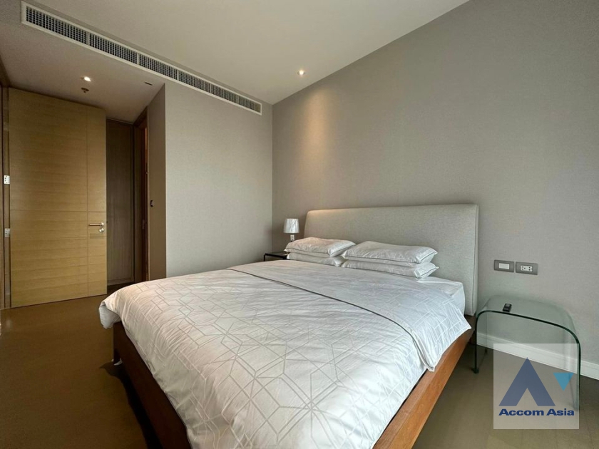 6  1 br Condominium For Sale in Ploenchit ,Bangkok BTS Ratchadamri at Magnolias Ratchadamri Boulevard AA36743