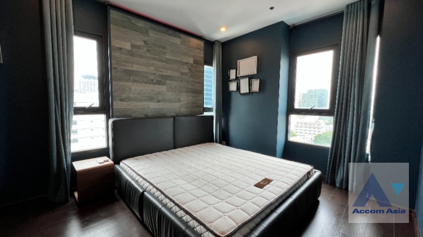 4  2 br Condominium For Sale in Sukhumvit ,Bangkok BTS Ekkamai at C Ekkamai AA36746