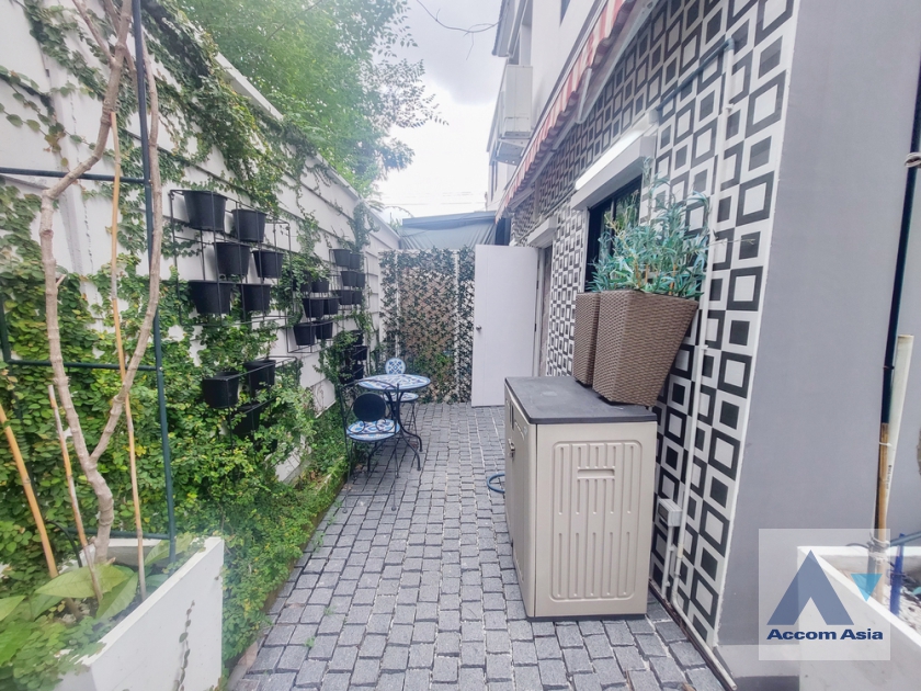 5  3 br Townhouse For Rent in Ratchadaphisek ,Bangkok MRT Sutthisan at The Connect UP 3 AA36747