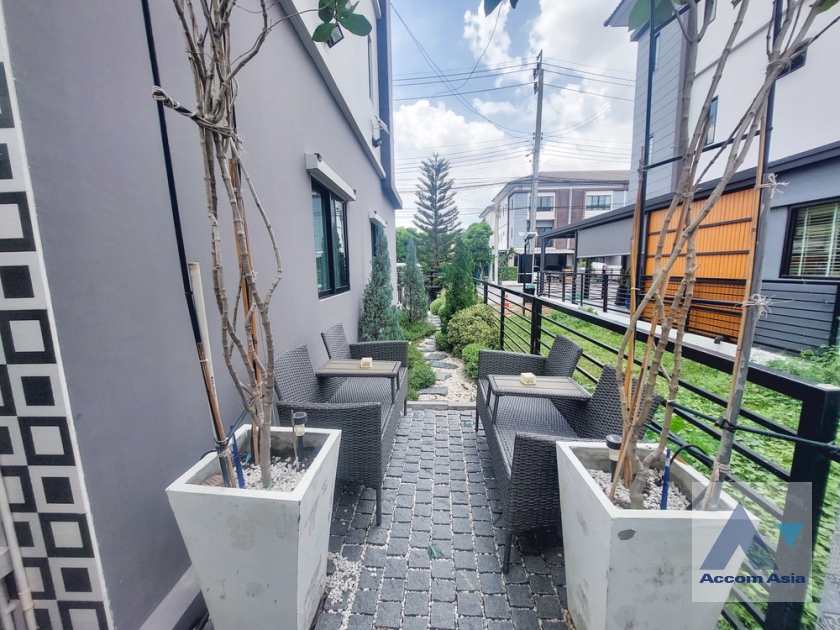 6  3 br Townhouse For Rent in Ratchadaphisek ,Bangkok MRT Sutthisan at The Connect UP 3 AA36747