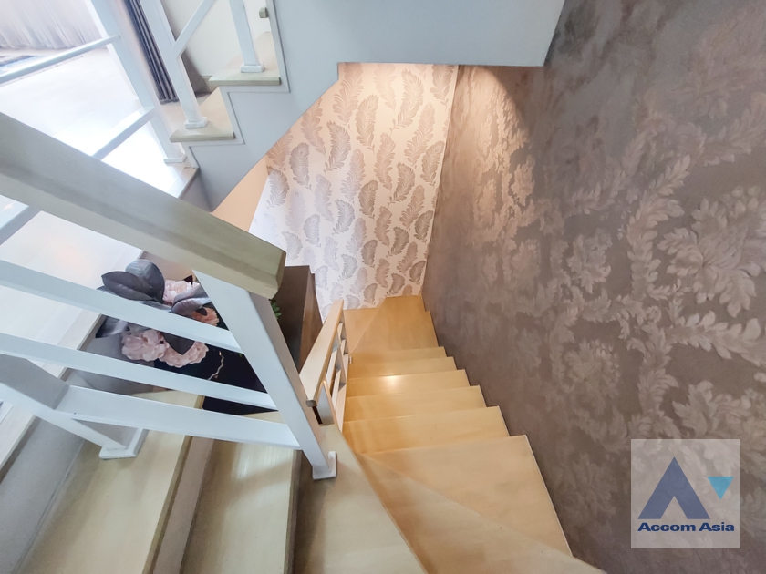 17  3 br Townhouse For Rent in Ratchadaphisek ,Bangkok MRT Sutthisan at The Connect UP 3 AA36747