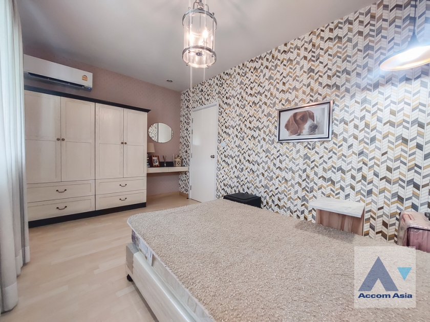 33  3 br Townhouse For Rent in Ratchadaphisek ,Bangkok MRT Sutthisan at The Connect UP 3 AA36747