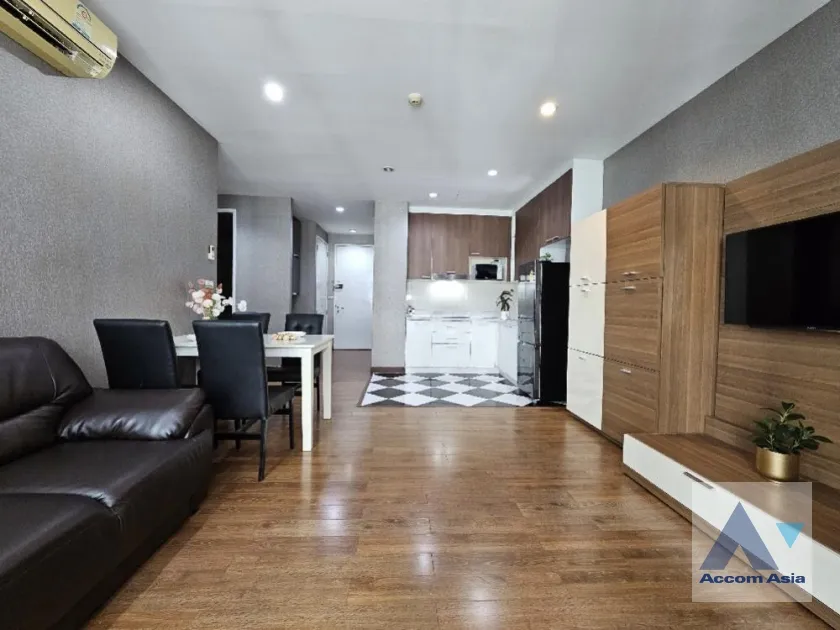 unit 2 Bedrooms  Condominium For Rent in Sukhumvit, Bangkok  near BTS Punnawithi (AA36763)