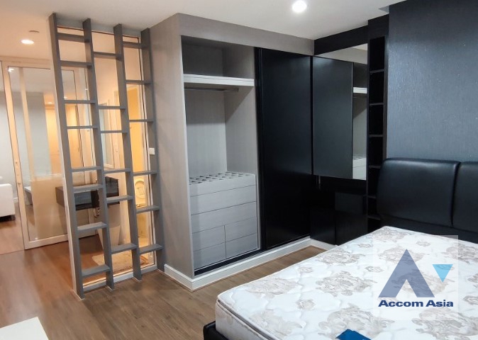 4  1 br Condominium For Rent in Ploenchit ,Bangkok MRT Sam Yan - BTS Sala Daeng at Chamchuri Square Residence AA36780