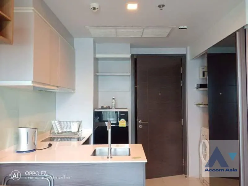 unit 1 Bedroom  Condominium For Rent in Sukhumvit, Bangkok  near BTS Ekkamai (AA36793)