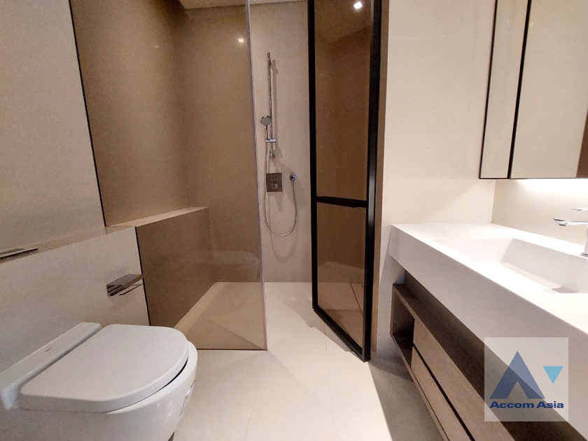 23  3 br Condominium for rent and sale in Charoen Nakhon ,Bangkok BTS Krung Thon Buri at Banyan Tree Residences Riverside AA36798