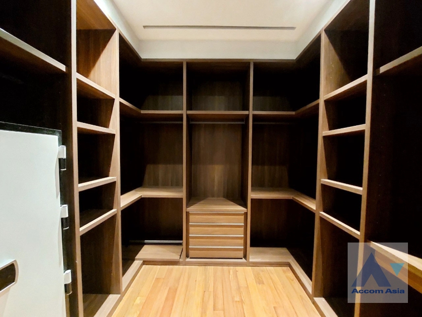 15  3 br Condominium for rent and sale in Charoen Nakhon ,Bangkok BTS Krung Thon Buri at Banyan Tree Residences Riverside AA36798