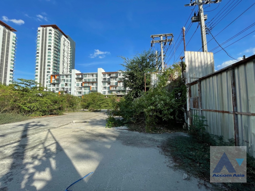 5  Land For Rent in Sukhumvit ,Bangkok BTS Punnawithi AA36804