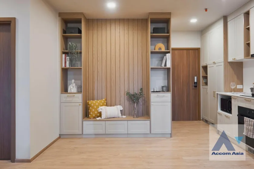  2  2 br Condominium For Sale in Pattanakarn ,Bangkok ARL Ramkhamhaeng at Metris Pattanakarn Ekkamai AA36807