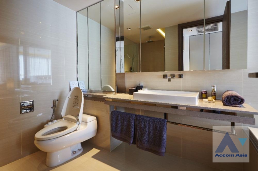 5  1 br Apartment For Rent in Sukhumvit ,Bangkok BTS Ekkamai at Quality Time with Family AA36809