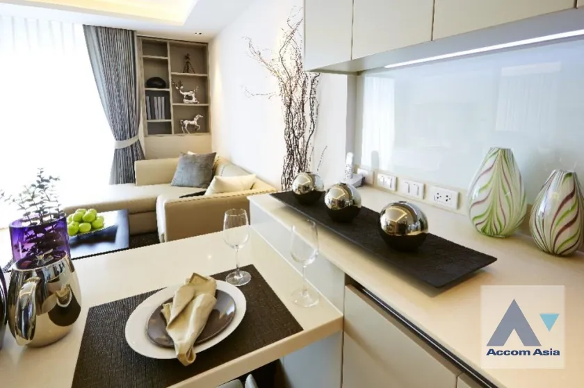 unit 1 Bedroom  Apartment For Rent in Sukhumvit, Bangkok  near BTS Ekkamai (AA36809)