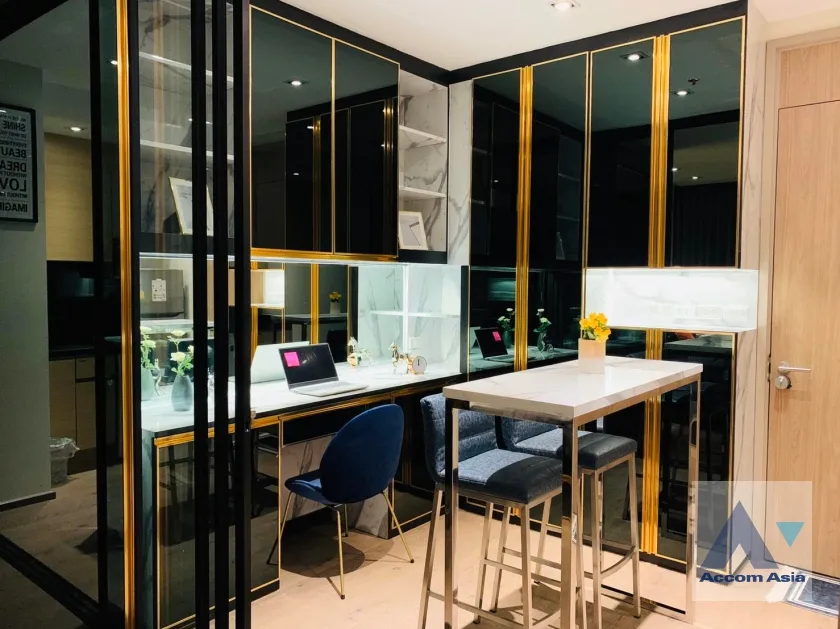 unit 1 Bedroom  Condominium For Rent & Sale in Sukhumvit, Bangkok  near BTS Phrom Phong (AA36821)