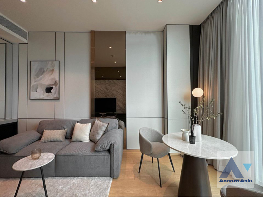  1  1 br Condominium For Rent in Ploenchit ,Bangkok BTS Chitlom at 28 Chidlom AA36828