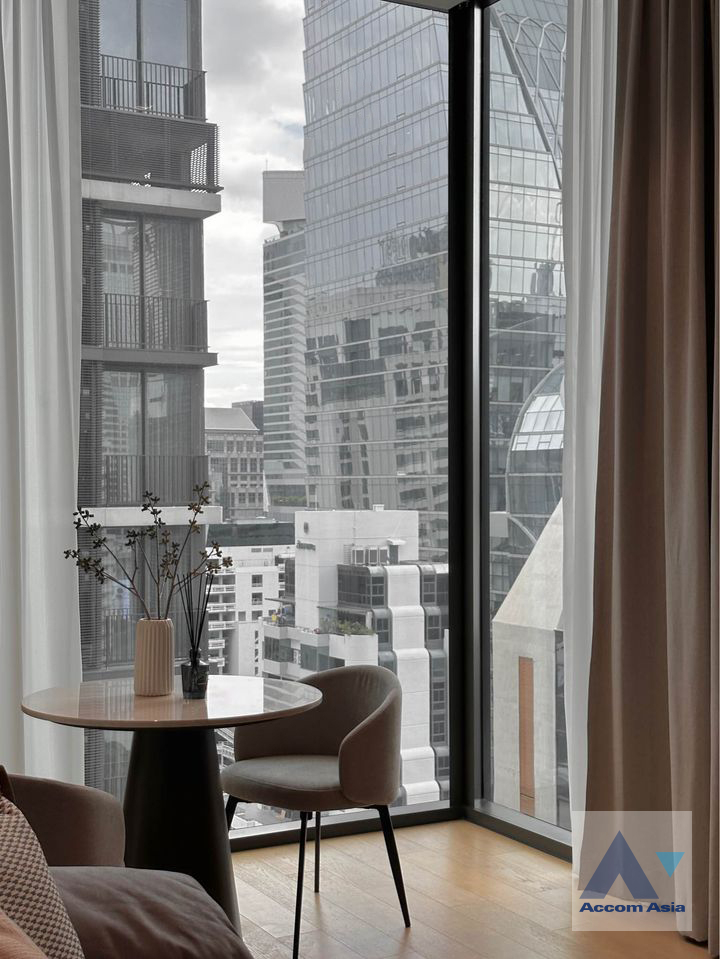 5  1 br Condominium For Rent in Ploenchit ,Bangkok BTS Chitlom at 28 Chidlom AA36828