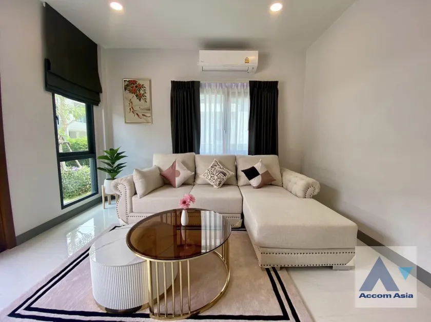  1  4 br House For Sale in Samutprakan ,Samutprakan BTS Bang Na at The City Bangna AA36837