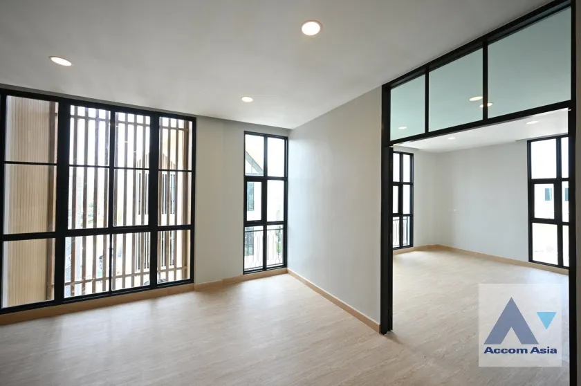 unitOffice |  House For Rent in Lat Phrao, Bangkok  (AA36845)
