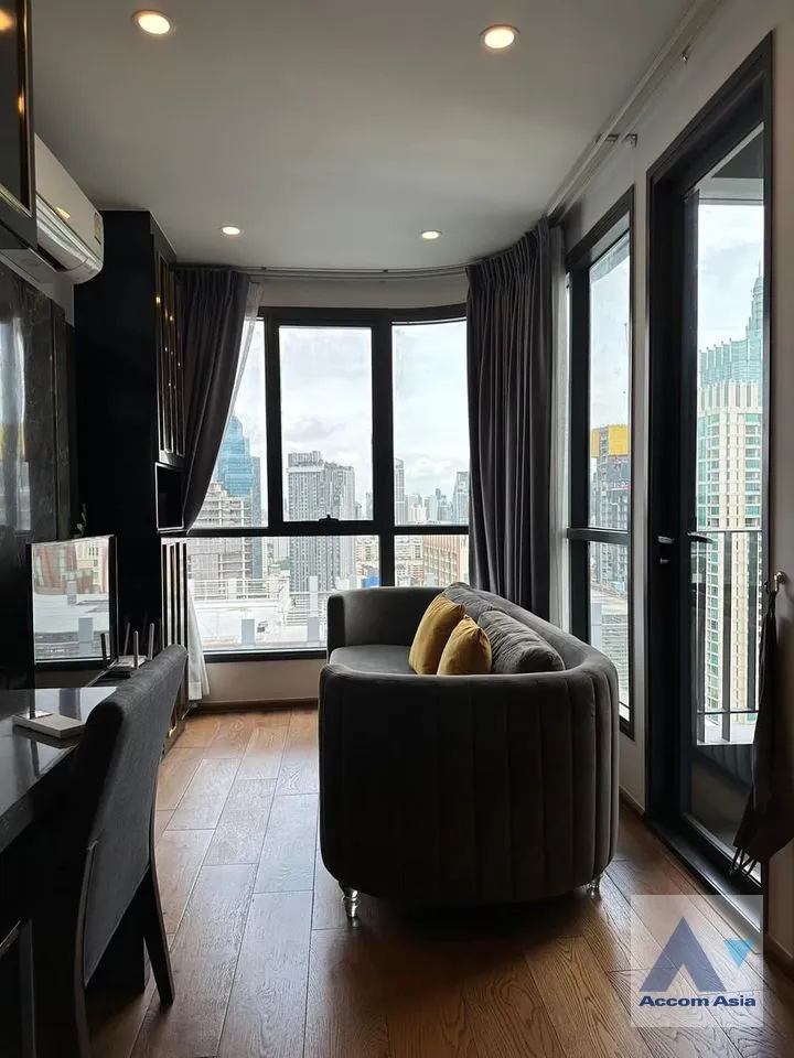 unit 1 Bedroom  Condominium For Rent & Sale in ,   near BTS Chitlom (AA36849)