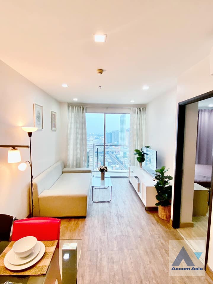  1  2 br Condominium For Rent in Sukhumvit ,Bangkok BTS Phra khanong at Sky Walk Condominium AA36854