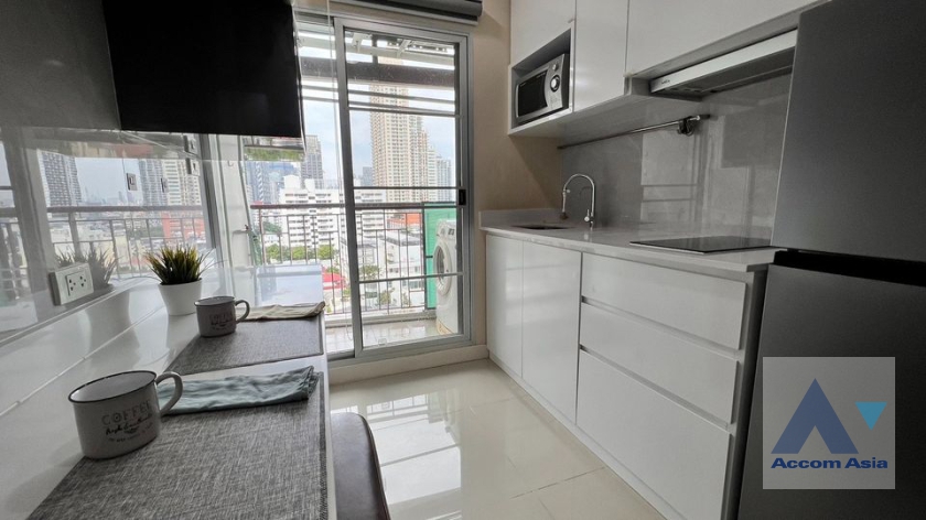 6  1 br Condominium For Sale in Sathorn ,Bangkok BTS Chong Nonsi at Centric Sathorn St Louis AA36858