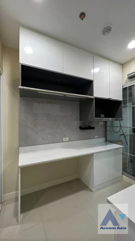7  1 br Condominium For Sale in Sathorn ,Bangkok BTS Chong Nonsi at Centric Sathorn St Louis AA36858