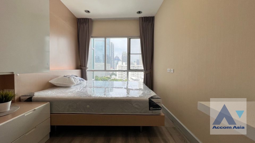 8  1 br Condominium For Sale in Sathorn ,Bangkok BTS Chong Nonsi at Centric Sathorn St Louis AA36858